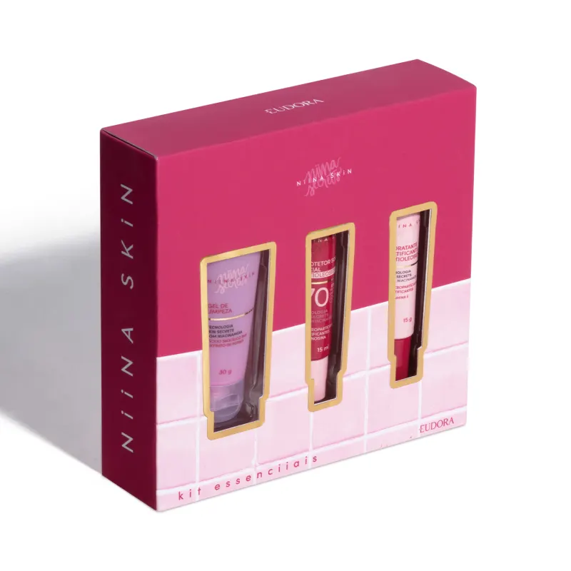 Kit de três produtos de cuidados para a pele Nina Skin da Eudora em caixa rosa e branca