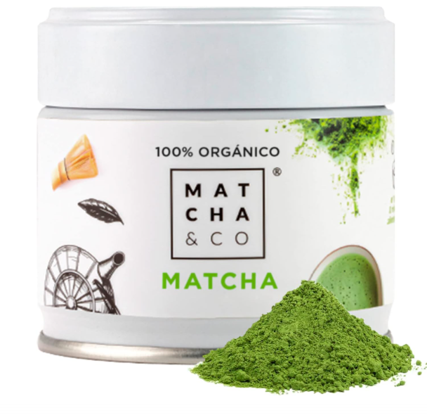 Lata de chá matcha em pó verde com texto e imagens decorativas