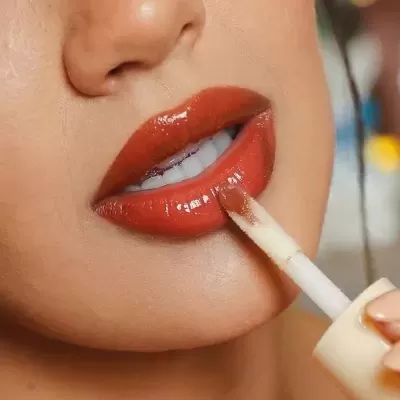 GLOSS&#x20;LIP&#x20;BUNNY&#x20;TRIPLE&#x20;FRAN&#x20;BY&#x20;FRANCINY&#x20;EHLKE