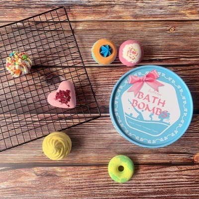 Bomba&#x20;de&#x20;Banho&#x20;Sais&#x20;&#x20;Relaxantes&#x20;e&#x20;Espuma&#x20;SPA&#x20;em&#x20;Casa