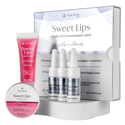 Conjunto de produtos Sweet Lips da Tulípia Pro com embalagem branca, gloss rosa Tutti Frutti, esfoliante labial e três frascos de soro.
