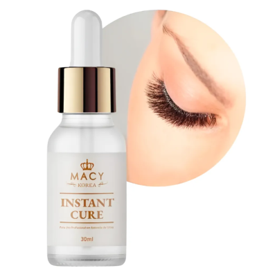 Frasco de serum MACY KOREA Instant Cure 30ml com imagem de olho fechado ao lado.