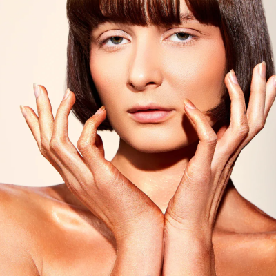 Iluminador&#x20;Corporal&#x20;Beijo&#x20;de&#x20;Sol&#x20;&#x2B;&#x20;Acess&#x00F3;rio&#x20;de&#x20;Cabelo&#x20;Enredo&#x20;by&#x20;Brunna