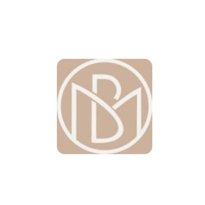 Logótipo branco BM em fundo bege com círculo e cantos arredondados