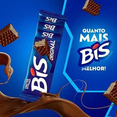 Embalagem azul de chocolate Lacta Bis Original com pedaços de chocolate e texto promocional.
