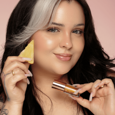 BT&#x20;Juicy&#x20;Oil&#x20;Pineapple&#x20;Bruna&#x20;Tavares