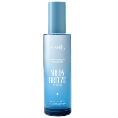 Frasco azul de spray perfumado Milos Breeze com texto branco