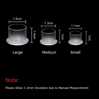 Três copos de silicone translúcido em tamanhos large, medium e small com medidas em centímetros