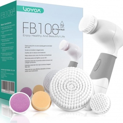 escova de limpeza facial elétrica branca com acessórios e caixa