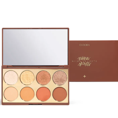 Paleta de sombras castanha com oito tons e espelho interno