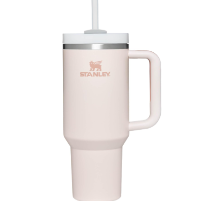 Copo térmico cor de rosa claro com pega e tampa branca com canudo