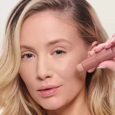 Mascavo&#x20;Shape&#x20;Stick&#x20;Contorno&#x20;em&#x20;Bast&#x00E3;o&#x20;Vanilla&#x20;6g