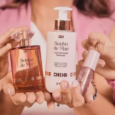 KIT&#x20;Sonho&#x20;de&#x20;M&#x00E3;e&#x20;-&#x20;Perfume&#x20;&#x2B;&#x20;Gloss&#x20;&#x2B;&#x20;Hidratante
