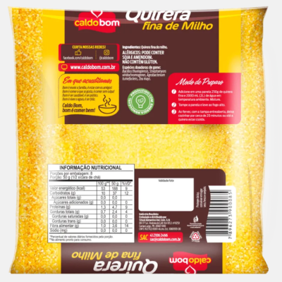Pacote de milho fina de cor amarela com etiqueta da marca Caldo Bom e informações nutricionais