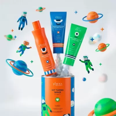 Produtos de cabelo Ybera Fashionails com tema espacial, embalagens nas cores laranja, azul e verde, com desenhos de astronautas e planetas.