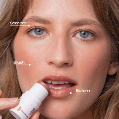 Ollie&#x20;Bast&#x00E3;o&#x20;3&#x20;Em&#x20;1&#x20;Fps&#x20;95&#x20;Blush,&#x20;Batom&#x20;E&#x20;Sombra