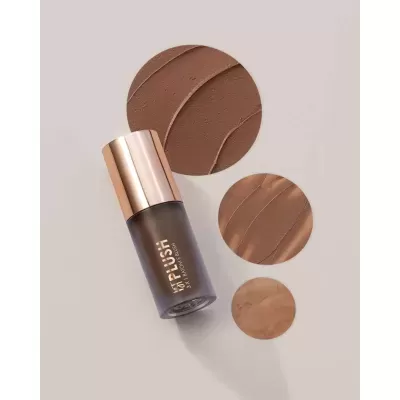 Batom e blush em bastão com tampa dourada e corpo negro opaco