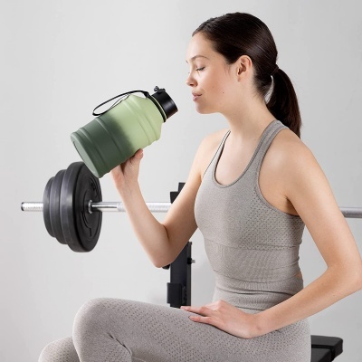 Garrafa&#x20;de&#x20;&#x00C1;gua&#x20;de&#x20;A&#x00E7;o&#x20;Inoxid&#x00E1;vel&#x20;XXL&#x20;2,2&#x20;l