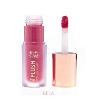 Batom líquido rosa com aplicador na tampa dourada e embalagem transparente fosca.