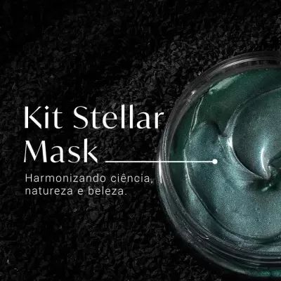 Máscara facial verde metálica em recipiente transparente sobre fundo preto com texto promocional