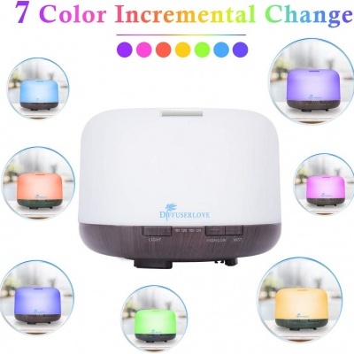 Difusor de aroma branco com base castanha e luzes LED coloridas