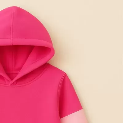 Top de capuz rosa fúcsia para criança com detalhe na manga
