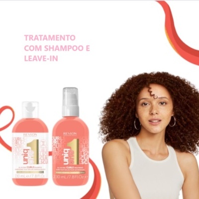 Dois frascos de shampoo e leave-in Revlon, texto 'TRATAMENTO COM SHAMPOO E LEAVE-IN', mulher com cabelo encaracolado ao lado