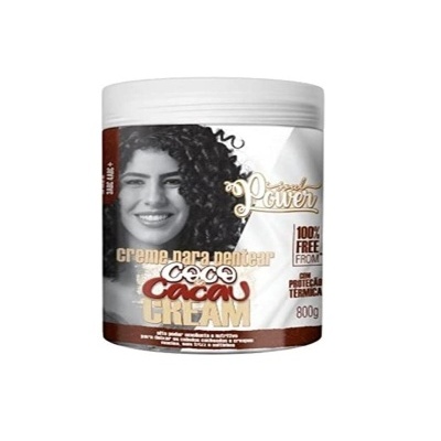 Creme para pentear coco cacao cream com imagem de mulher e textos em embalagem branca e marrom.
