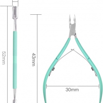 Ferramentas de manicure: espátula dupla e alicate com cabos verdes-água