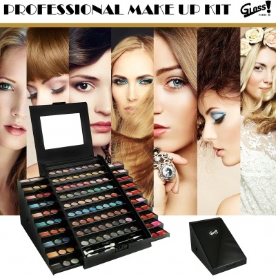 Kit profissional de maquilhagem grande e colorido com múltiplas opções