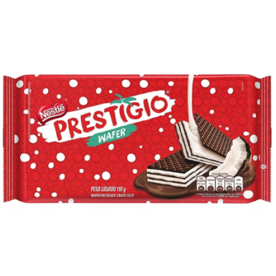 Pacote vermelho de Prestígio Wafer da Nestlé com imagem de wafers de chocolate e coco.