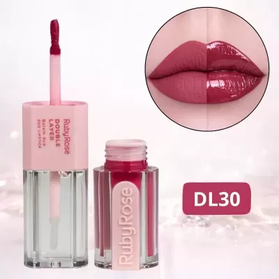 Batom líquido Ruby Rose Double Layer vinho com aplicador e amostra nos lábios