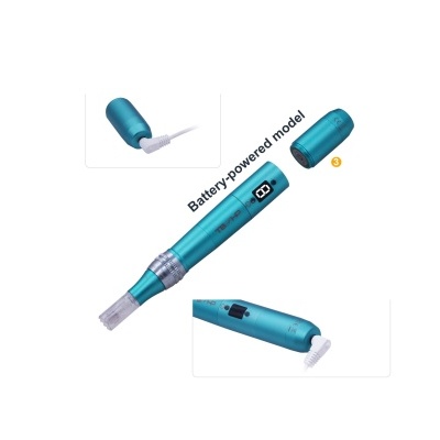 Dispositivo azul metálico em forma de caneta com tampa removível e aplicadora