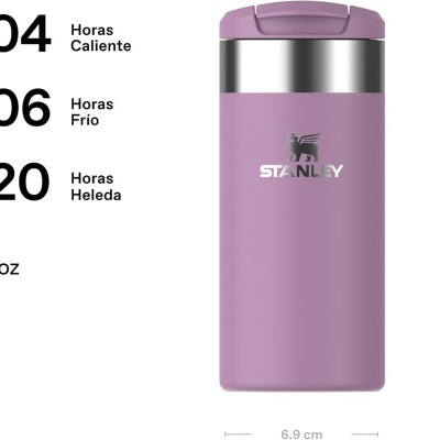 Termo Stanley lilás com tampa roxa e corpo em aço inoxidável