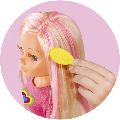 Nancy&#x20;Famosa&#x20;-&#x20;Boneca&#x20;com&#x20;Produtos&#x20;para&#x20;fazer&#x20;Madeixas