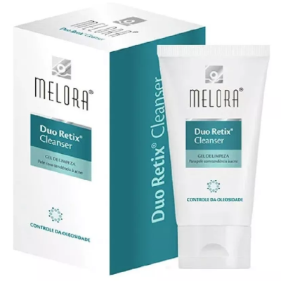 Produto MELORA Duo Retix Cleanser para limpeza da pele com embalagens branca e azul