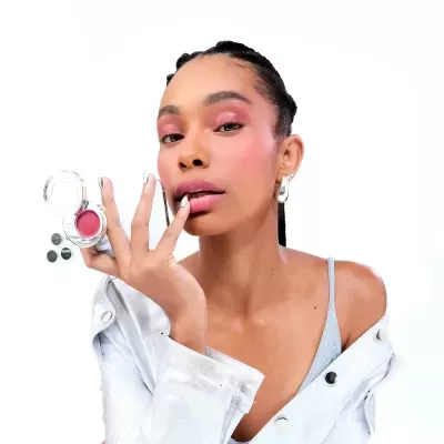 MBOOM&#x20;&#x2013;&#x20;Mag&#x20;Soft&#x20;Multi-Make&#x20;Mousse&#x20;-&#x20;Soft&#x20;Rose