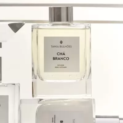 Ch&#x00E1;&#x20;Branco&#x20;Difusor&#x20;para&#x20;Ambiente&#x20;-&#x20;Tania&#x20;Bulh&#x00F5;es&#x20;290ml