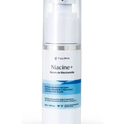 Frasco de sérum Niacine+ da Tulipia, plástico branco com detalhes em azul e tampa transparente