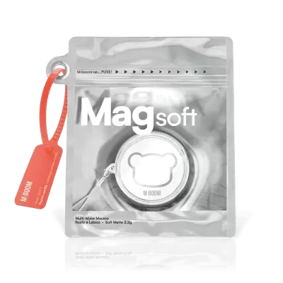 Embalagem prateada Magsoft Multi-Make Mousse com etiqueta vermelha e ilustração de ursinho