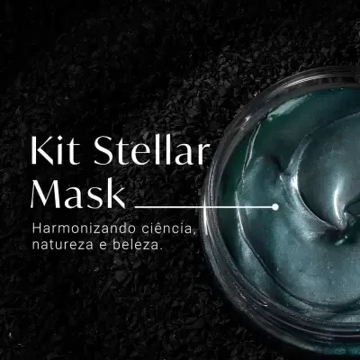 Recipiente com máscara facial verde-azulada cremosa brilhante e texto Kit Stellar Mask em fundo preto