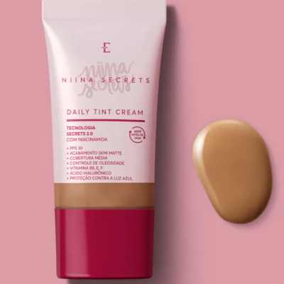 Niina&#x20;Secrets&#x20;-&#x20;Base&#x20;L&#x00ED;quida&#x20;Daily&#x20;Tint&#x20;Cream
