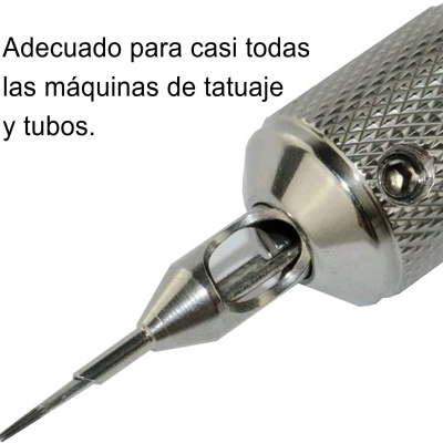 Máquina de tatuagem metálica com agulha e texto em espanhol