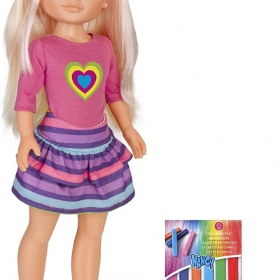 Nancy&#x20;Famosa&#x20;-&#x20;Boneca&#x20;com&#x20;Produtos&#x20;para&#x20;fazer&#x20;Madeixas