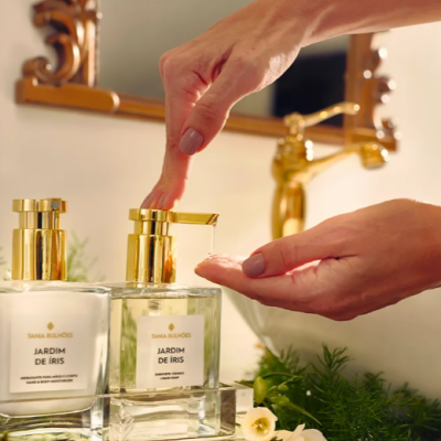 Jardim&#x20;de&#x20;&#x00CD;ris&#x20;Sabonete&#x20;L&#x00ED;quido&#x20;290ml&#x20;-&#x20;Tania&#x20;Bulh&#x00F5;es