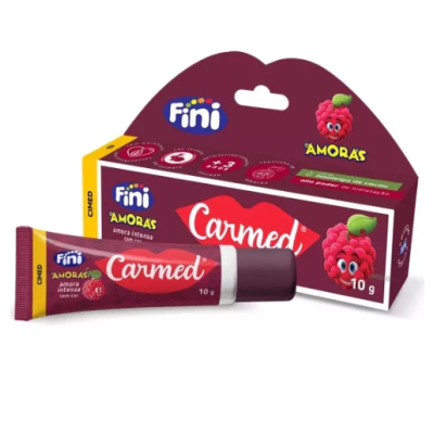 Tubo Fini Carmed Amoras com embalagem vermelha, roxa e branca mostrando ilustração de amora.