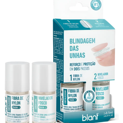 Dois frascos de verniz para unhas com embalagem branca e azul com texto em português.