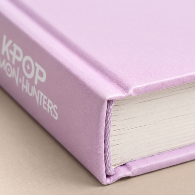 Caderno&#x20;Di&#x00E1;rio&#x20;K-POP&#x20;Demon&#x20;Hunters&#x20;HUNTR&#x2F;X&#x20;&#x2013;&#x20;Capa&#x20;Dura&#x20;Rosa&#x20;Lil&#x00E1;s&#x20;Pastel&#x2705;PRONTA&#x20;ENTREGA