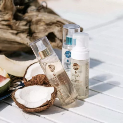 Kit&#x20;Aqua&#x20;Autobronzeadora&#x20;150ml&#x20;&#x2B;&#x20;&#x00C1;gua&#x20;Hidratante&#x20;200ml