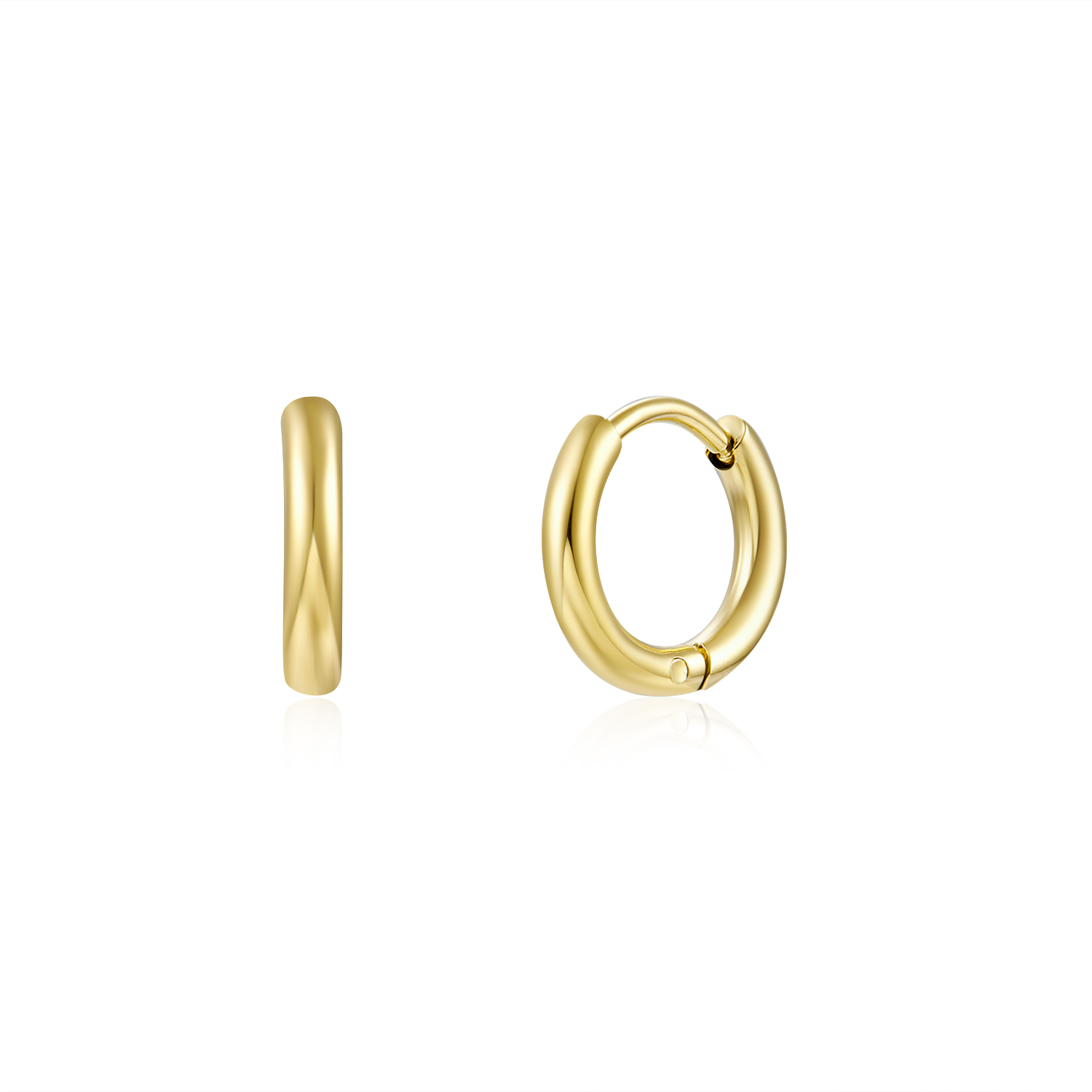 Par de brincos argola dourados em fundo branco